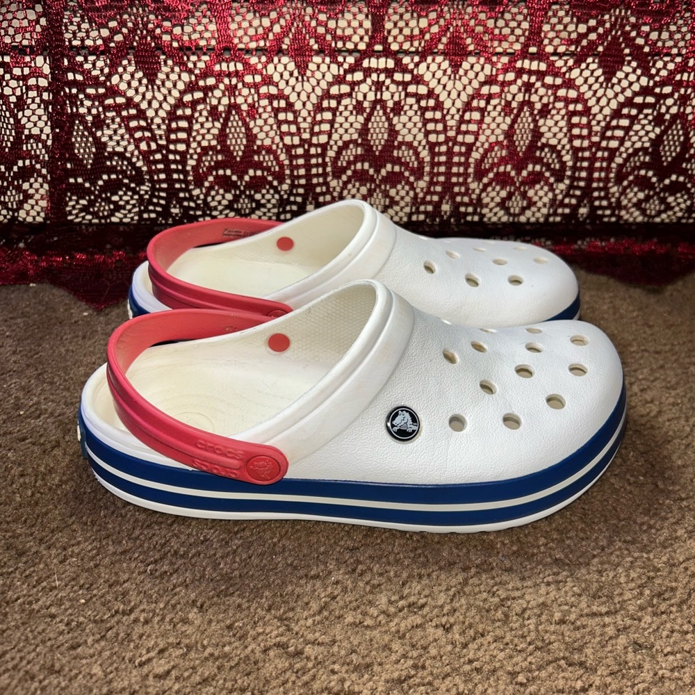 White Crocs - Picture 2 of 5